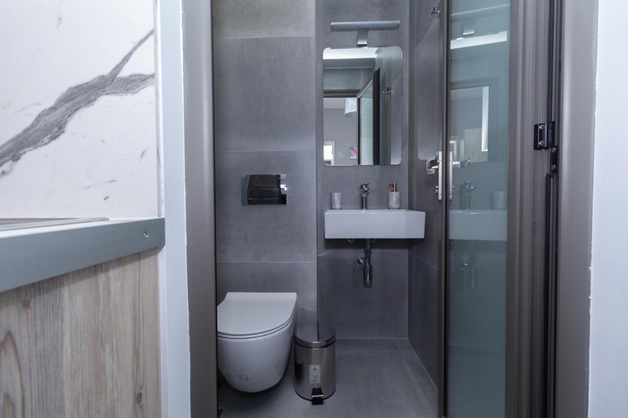 Golden Seaside 1 Apartment Nea Roda Luaran gambar